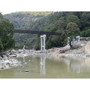 貝雷橋安裝案例—云南騰沖81米雙排單層橋